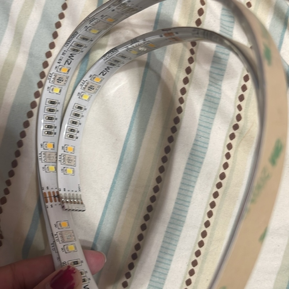 Must bundle: LED lights strip - Picture 2 of 4